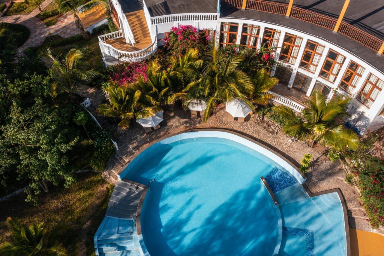 Moja Tuu The Luxury Villas & Nature Retreat Kiwengwa  Exterior foto